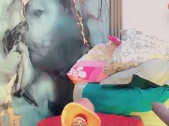 Amateur Live Sex Cam of khiara_moretti