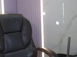 Amateur Watch Live Sex Cams of MilaLeon