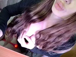 Amateur Watch Live Sex Cams of elzakom