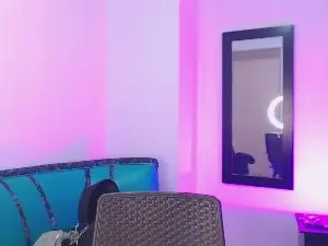 Cam4 Free Live Porn of lilith_nyx333