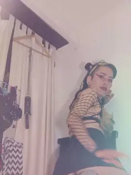 Cam4 Free Live Porn of DemonDominatrix