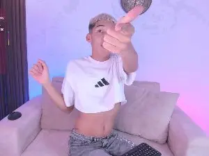 Cam4 Live Porn of deamond_doll7