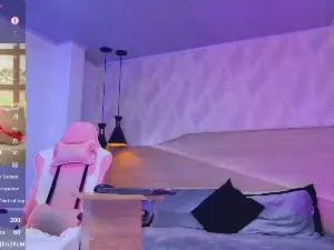 Cam4 Watch Live Sex Cams of kyliehot_