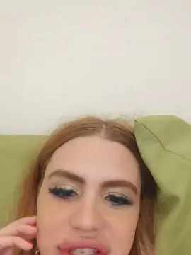 Cam4 Free Live Porn of Llorapija