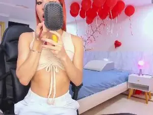 Cam4 Free Live Porn of charolbruce_1