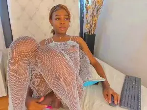 Cam4 Watch Live Sex Cams of IsisBrown_