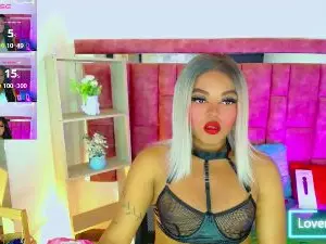 Cam4 Live Sex of ThiaraVarannes
