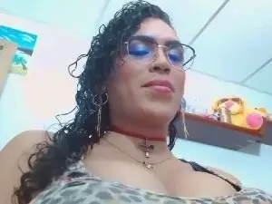 Cam4 Live Sex Cam of rosebigcock