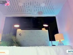 Cam4 Best live sex cam show of Naomi_Collins