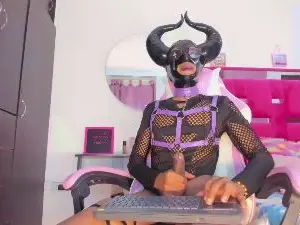 Cam4 Free Porn Cam of marxin_turner