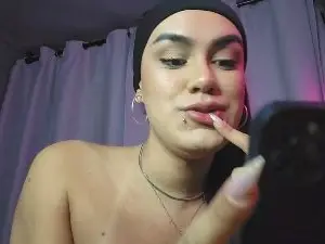 Cam4 Free Live Porn of brubaby