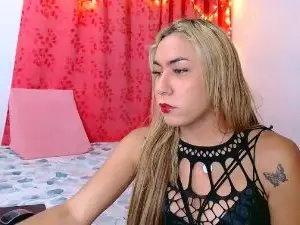 Cam4 Live Porn of sarabigcock1