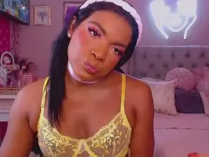 Cam4 Live Sex of divinetransx