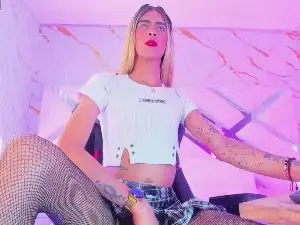 Cam4 Watch Live Sex Cams of Gabyqueen1