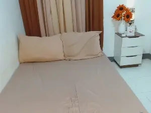 Cam4 Live Porn of FebAri