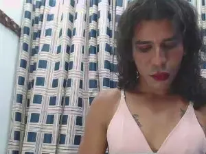 Cam4 Free Porn Cam of elagabalo_foxxx