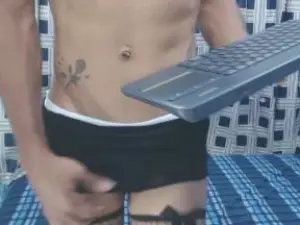 Cam4 Live Porn of elagabalo_foxxx