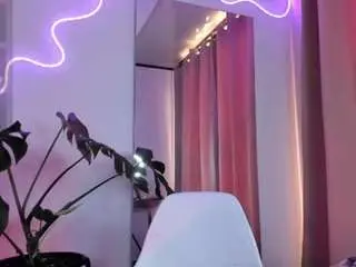 Camsoda Free Porn Cam of ehily-ts
