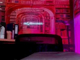 Camsoda Nude Webcam of emeli-roushot