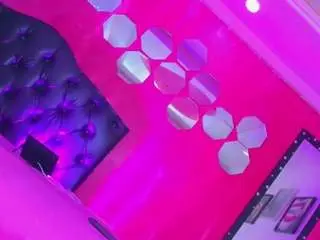 Camsoda Free Live Porn of shanellgirl