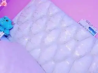 Camsoda Free Porn Cam of veroniica-mist