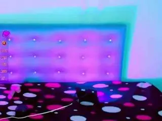 Camsoda Nude Webcam of shaantalmiillan