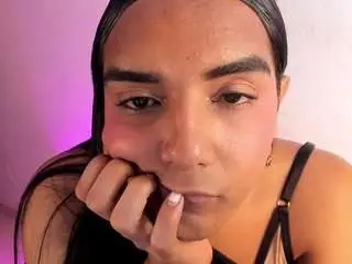 Camsoda Nude Webcam of hotlittlebittch