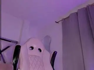 Camsoda Adult Video Chat of mia-royal