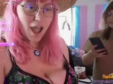 Chaturbate Adult Video Chat of myrtlemystic