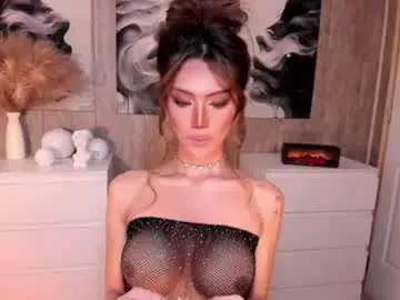 Chaturbate Sex Cam of holee_laura