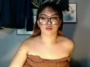 Chaturbate Watch Live Sex Cams of tyla_23