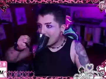 Chaturbate Nude Webcam of ftmbiggestclit