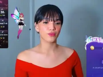 Chaturbate Free Live Porn of hollywoodbitch