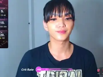 Chaturbate Live Sex Cam of hollywoodbitch