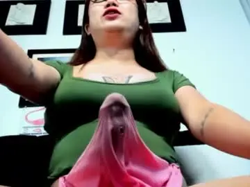 Chaturbate Sex Chat of 12inchesselfsuckts