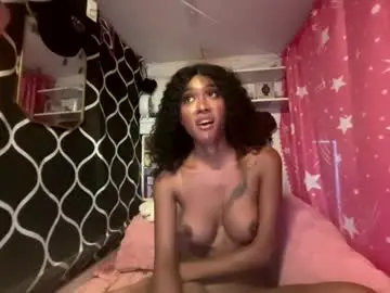 Chaturbate Live Sex Cam of expensivefvckingcandy