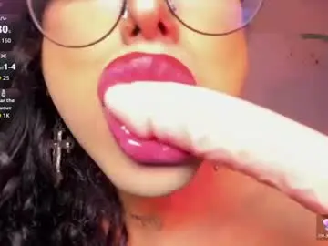 Chaturbate Sex Cam of heka_prudence
