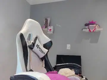 Chaturbate Free Porn Cam of baby_golden