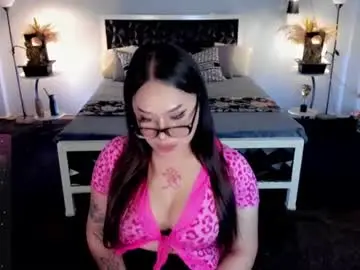 Chaturbate Best live sex cam show of majesty_chesca