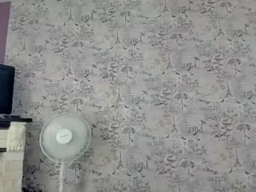 Chaturbate Live Sex Cam of your_tender_doll