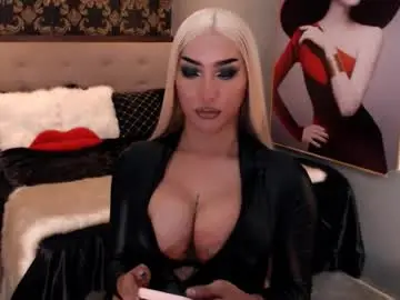 Chaturbate Live Sex Cam of valkyriemajesty