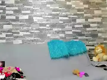 Chaturbate Live Sex Cam of xthesexyboyx