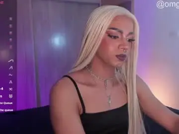 Chaturbate Best live sex cam show of vampy__cinna