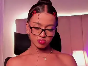 Chaturbate Sex Cam of alessia_belluci1