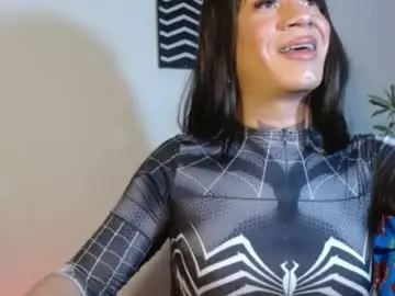 Chaturbate Live Sex Cam of camilaparrisx