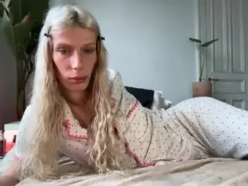 Chaturbate Live Porn of hung_angel_xxl