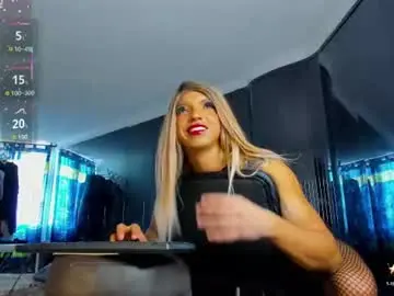 Chaturbate Live Sex Cam of emmahills_sex
