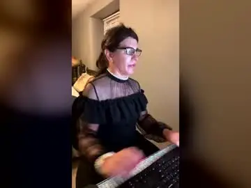 Chaturbate Live Sex Cam of missnicolenicolenicole