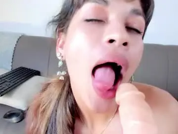 Chaturbate Adult Webcams of bloom_apple