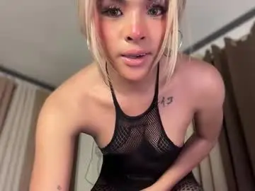 Chaturbate Free Live Porn of girlcock_dominantfucker
